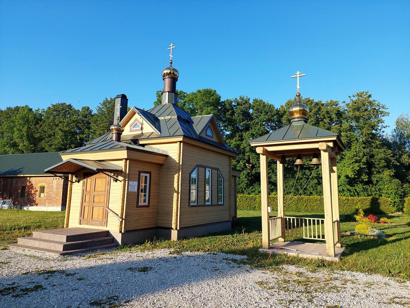 Храм Сретения Господня, Варнья