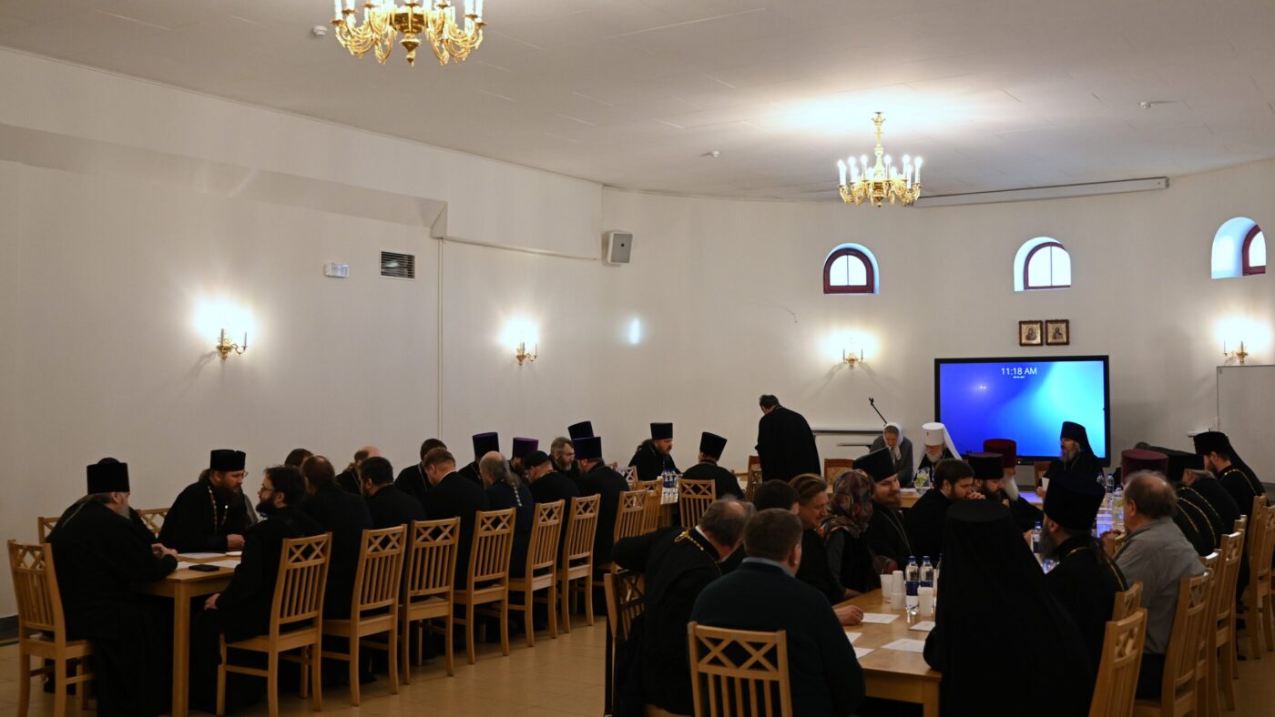 Начало Епархиального собрания
