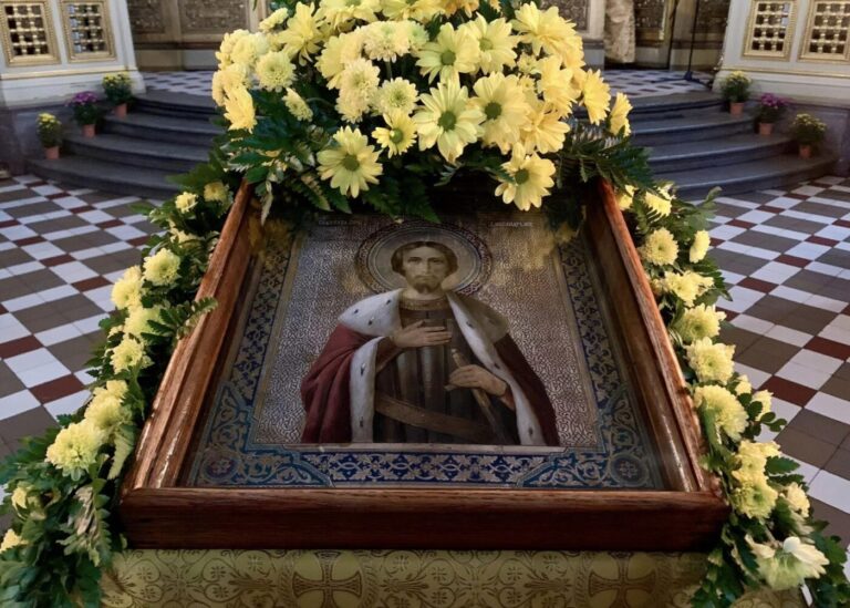 Александро-Невский кафедральный собор отметил свой престольный праздник