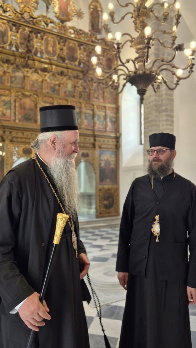 Митрополит Черногорско-Приморский Иоанникий и епископ Тартуский Даниил в Цетинском монастыре