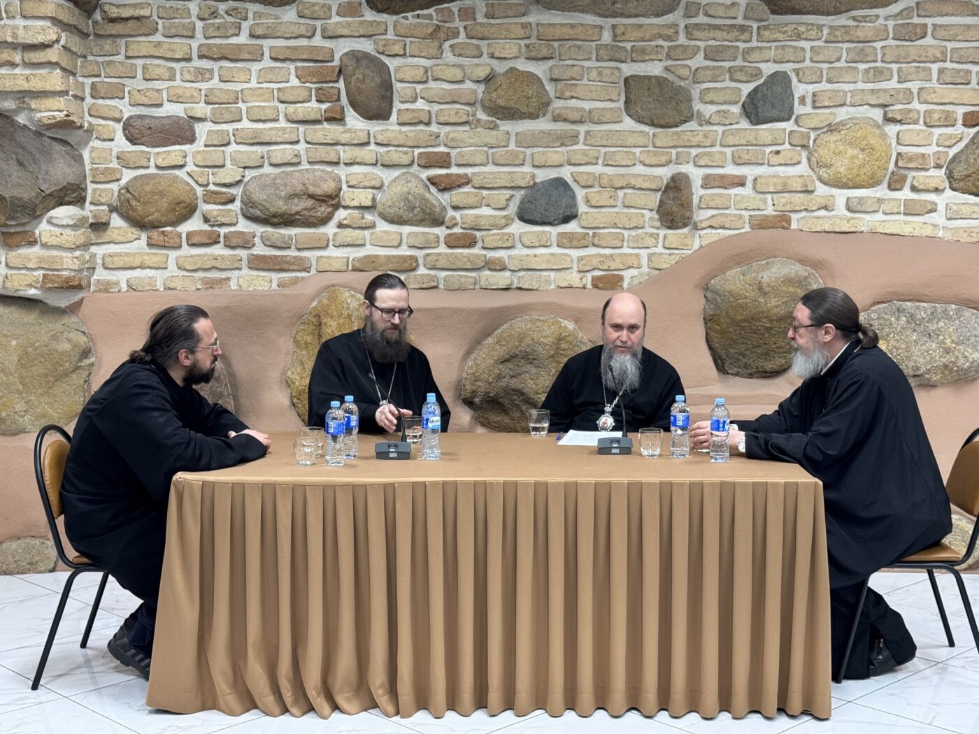 Круглый стол по итогам конференции