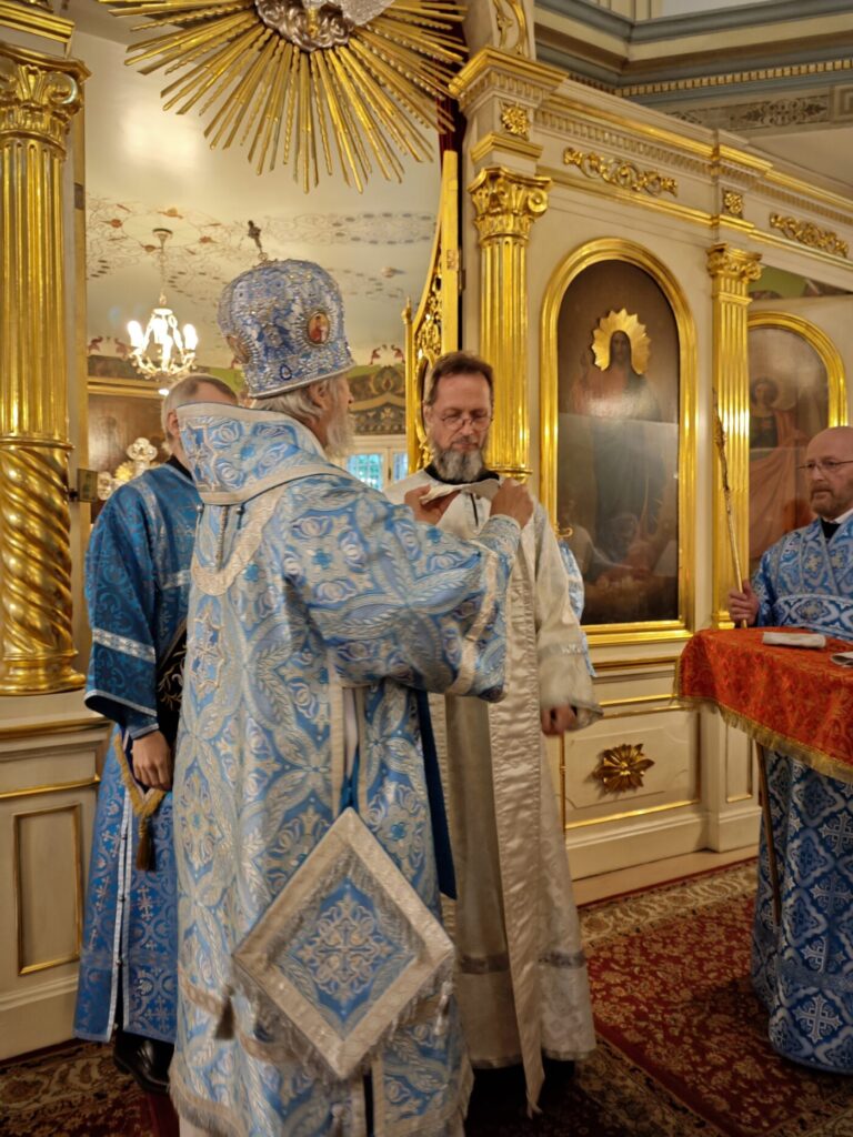 Хиротония иподиакона Петра Мякошина в сан диакона